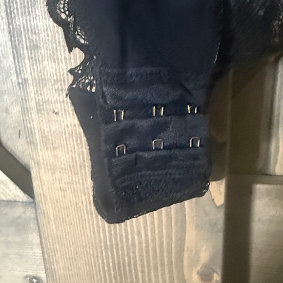 Women’s Large Sculpting Lace Shapewear Bodysuit Pinsy - Picture 6 of 8